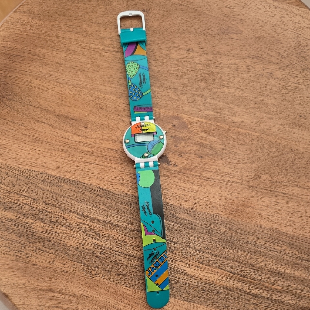 Retro Hawaiian Tropic Colorful Graphic Wristwatch